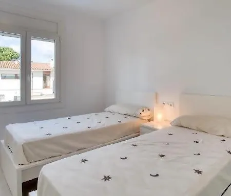 Vila Miro, 50 Metros Playa
